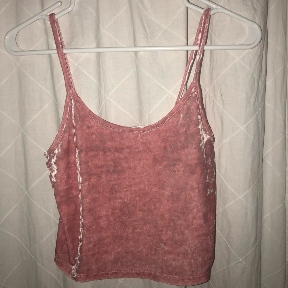 MetoWe pink velvet tank top